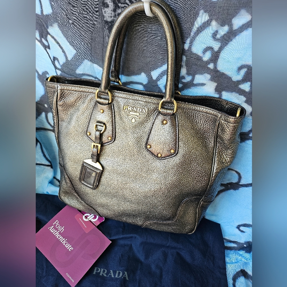 EUC Prada Metallic Gold leather Tote